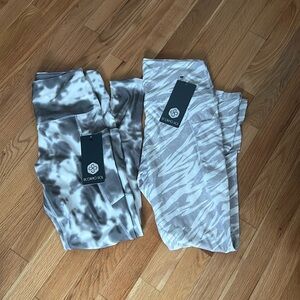 Two Pairs NWT Scorpio Sol leggings size Medium